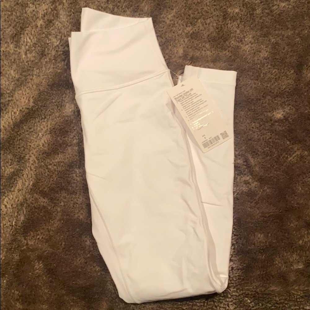 NWT White Lululemon Leggings 8